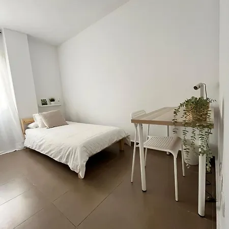 Malaga Prime Location - Stylish Apartment With Free Wifi, Free Parking, Steps From The Historic Center Exterior photo